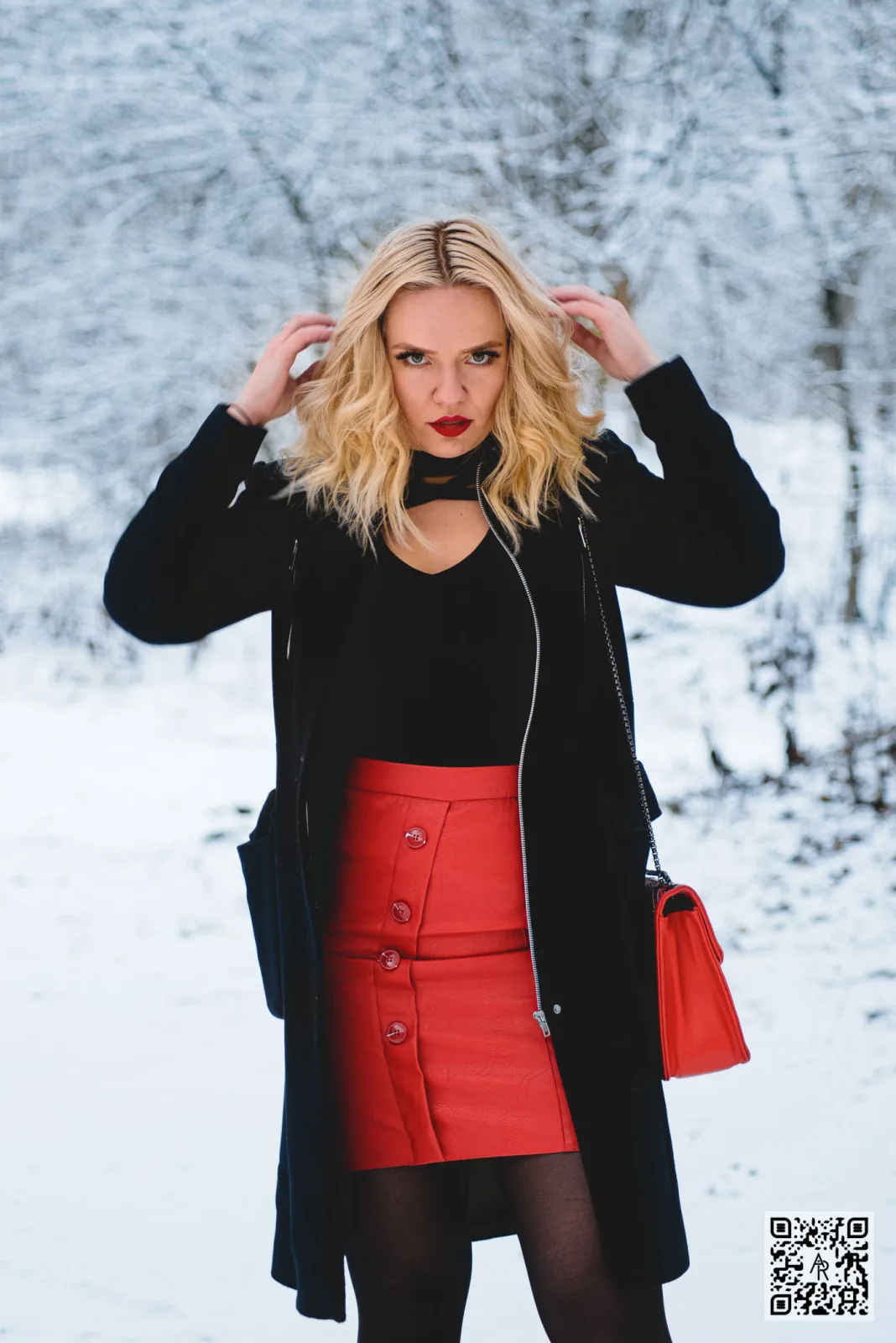 Cristiana Ivanov - Black & Red