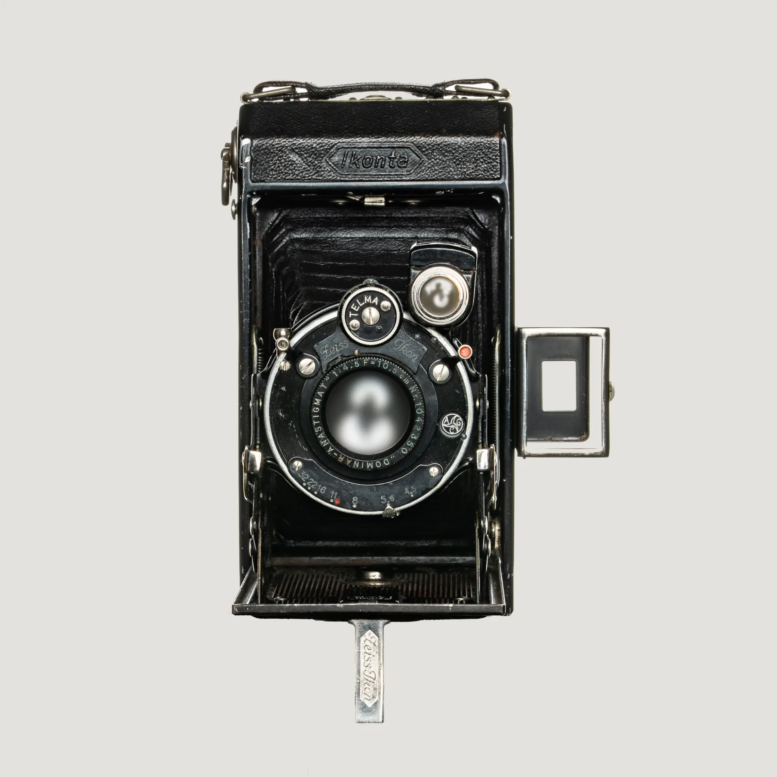 Zeiss Ikon Ikonta 520/2 G - Aaron Roberts