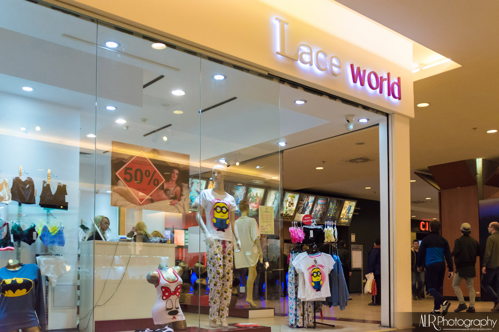 Lace World - Iulius Mall